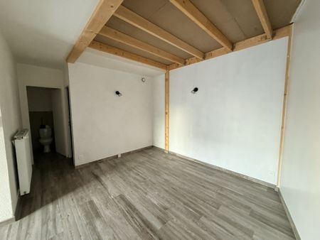 Location Maison 3 pièces 60m² VALENTIGNEY 25700 - Photo 2