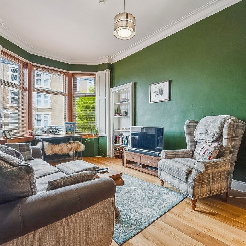 Avenuepark Street - Photo 1