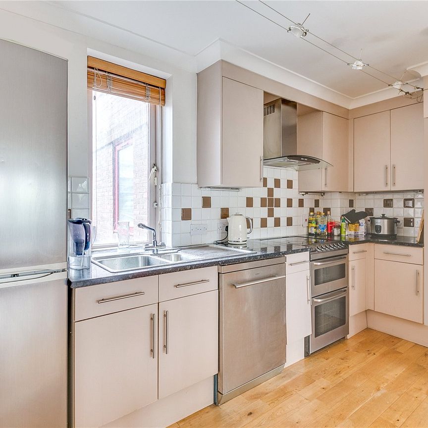 Alexandra Court, Notting Hill, W2, London - Photo 1