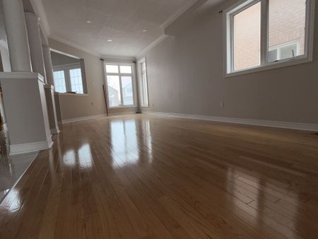 For Lease - 18 Highwood Road, Brampton, Ontario - Photo 4