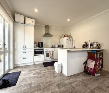 4-bedroom house in Wainuiomata Lower Hutt. - Photo 4