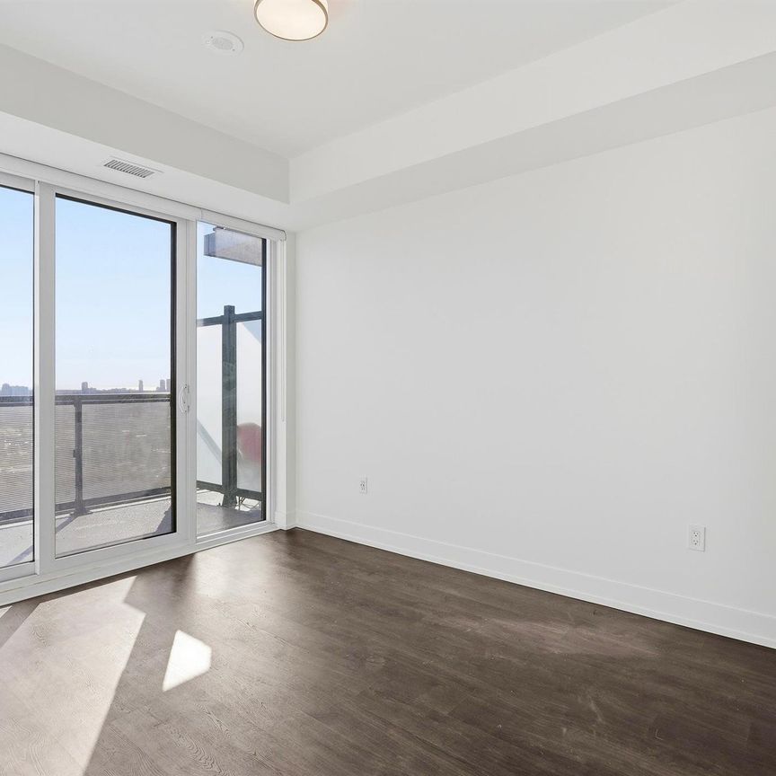 For Lease - 30 Inn On The Park Drive Unit# 3406, Toronto, Ontario - Photo 1