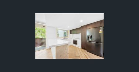 BEACH APARTMENT@ BONDI - Photo 5