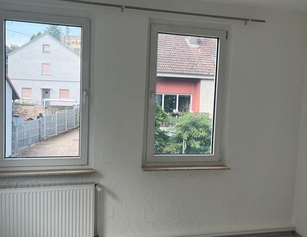 Kleine Wohnung zu vermieten ab 1.5.2026 - Photo 1