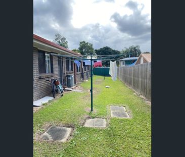 LOW MAINTENANCE LIVING IN A COMPLEX WITH A POOL! - Photo 6