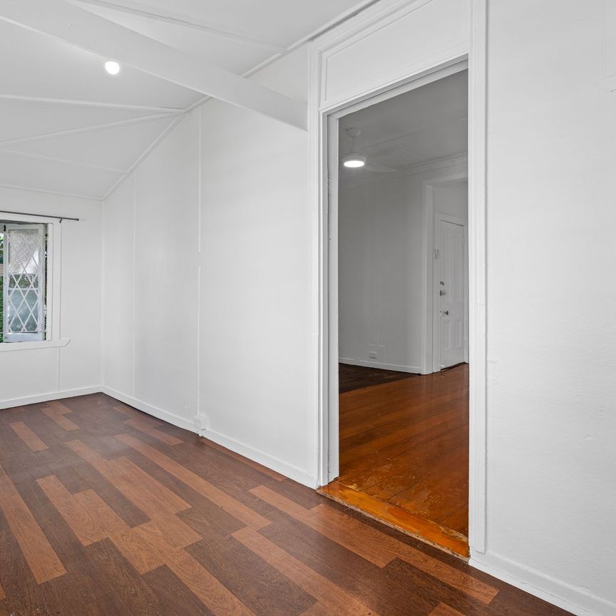 1/44 Gordon Street, Greenslopes QLD 4120 - Apartment For Rent | Domain - Photo 1