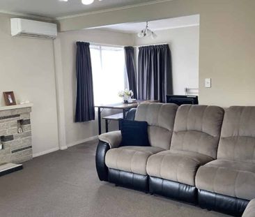 Wainuiomata Living - Photo 1