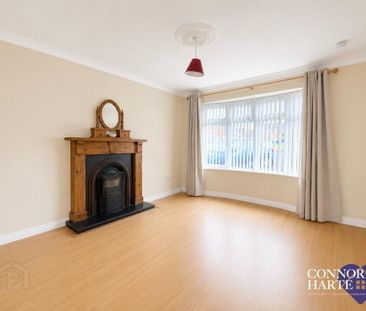 19 Collingwood Avenue, Lurgan, BT66 8HN - Photo 2