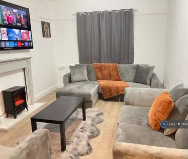 1 bedroom in a house share to rent - Photo 4