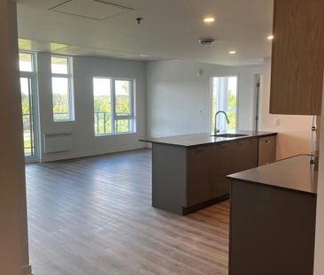 2 CH - 1 SDB - Terrebonne - $2,050 /mo - Photo 2