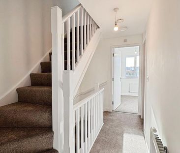 3 bedroom semi-detached house to rent - Photo 4