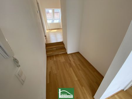 Dachgeschoss Traum + Terrasse! Zentrale Aufteilung! Sanierter Altbau in perfekter Lage! - Foto 4