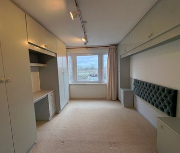 4 Bed Terraced House, Turnpike Link, CR0 - Photo 5