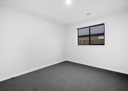 Home with Comfort and Convenience - Photo 2