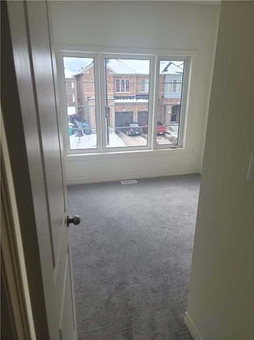 For Lease - 15 Truffle Court, Brampton, Ontario - Photo 5