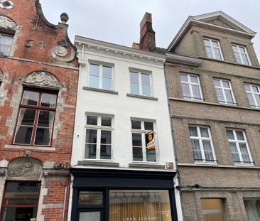 SUBLIEM GERENOVEERD appartement in het historisch centrum - Foto 3