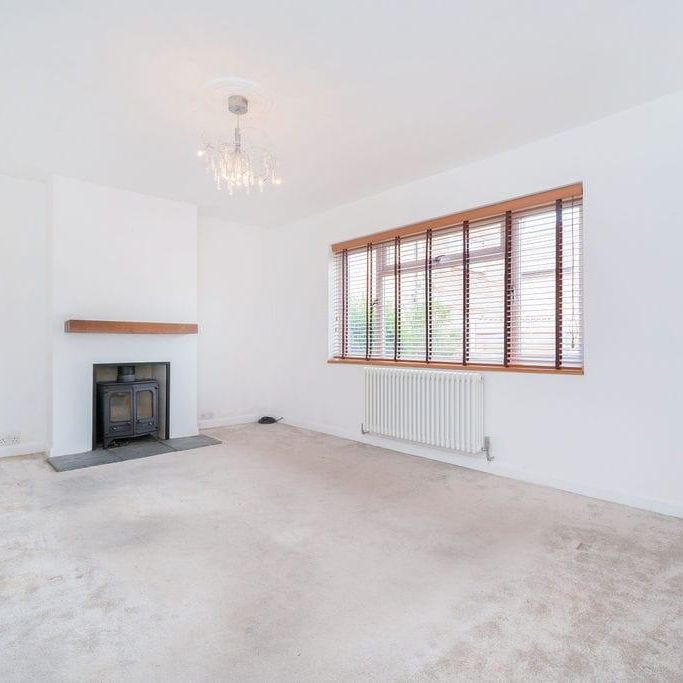 2 bedroom maisonette to rent - Photo 1