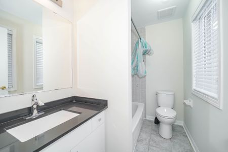 For Lease - 20 Bottomwood Street Unit# Upper, Brampton, Ontario - Photo 5