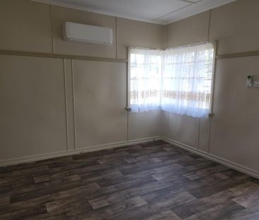 Centrally Located 2-Bedroom Worker's Cottage - Photo 1
