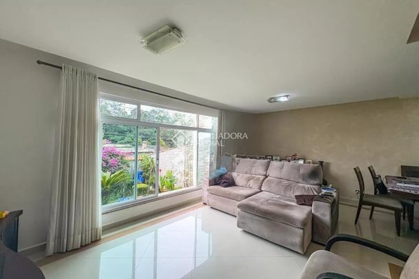 Casa com 3 quartos e 360m² para alugar em Demarchi, São Bernardo do Campo. - Photo 1