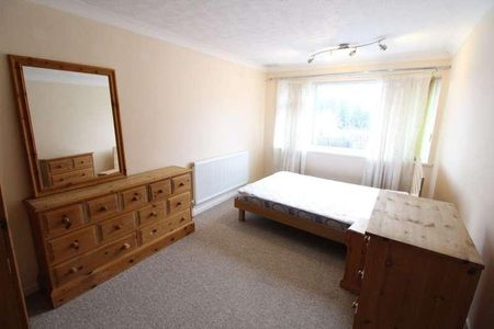 Chertsey Close, Two Bed Maisonette, LU2 - Photo 3