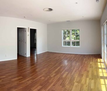 Spacious 5-Bedroom Family Home – 7 Orinda Close - Photo 3