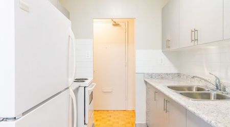 For Lease - 1061 Seneca Avenue Unit# 205, Mississauga, Ontario - Photo 5