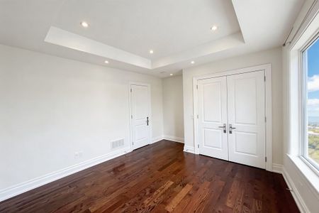 For Lease - 300 Cornelius Parkway Unit# Upper, Toronto, Ontario - Photo 2