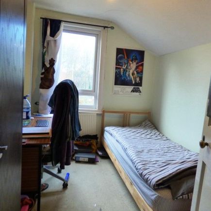 4 Bed - Garfield Road, Gillingham - Photo 1