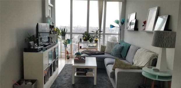 For Lease - 15 Iceboat Terrace Unit# 3312, Toronto, Ontario - Photo 1