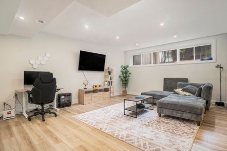 For Lease - 411 Leighton Terrace Unit# B, Westboro - Hampton Park, Ontario - Photo 2