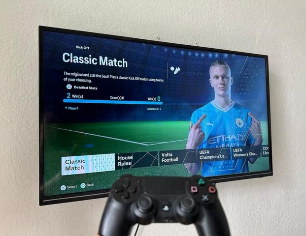 1. OG, 2 Zim + Blk, WM 817 €, Möblierte Übernahme 5.000 €,Sofort - Photo 1