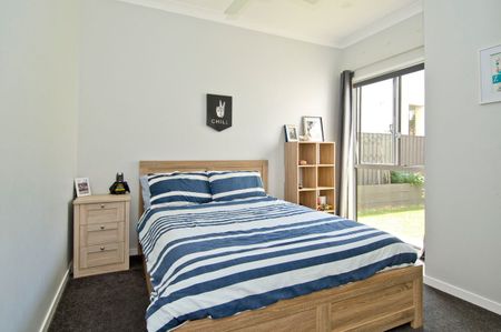 Modern Two-Level Family Home with Pool in Reedy Creek - Photo 2