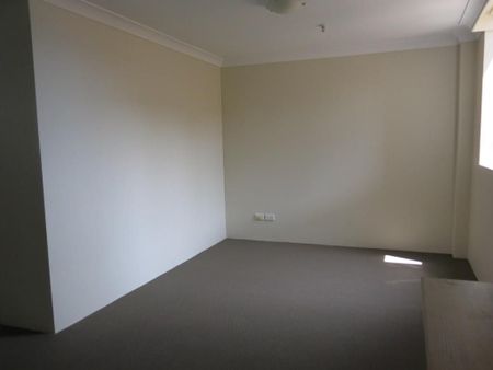 Deposit taken Open Cancelled MODERN STUDIO IN TOP LOCATION WITH FREE GAS AND ELECTRICITY - Photo 2