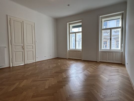 Altbau trifft Moderne! Großzügige 3 - Zimmerwohnung Toplage! - Photo 1