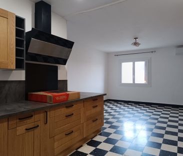 Location Appartement 3 pièces 79m² NARBONNE 11100 - Photo 2