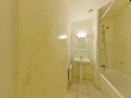 Location Appartement 2 pièces 27m² POITIERS 86000 - Photo 3