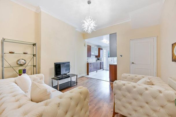1 bedroom flat to rent - Photo 1