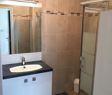 Location Appartement 2 pièces 54m² - Photo 2