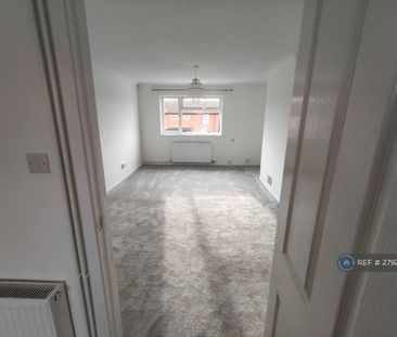 2 bedroom maisonette to rent - Photo 4