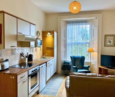1 bedroom ground floor flat to rent - Photo 3