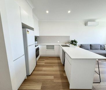 Modern 2-Bedroom Unit - Riverside Estate, Old Bar - Photo 4