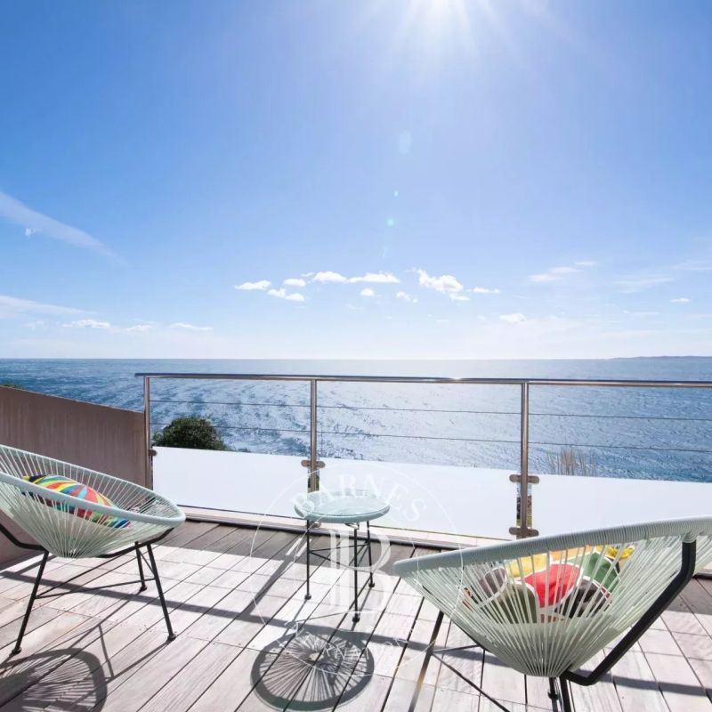 LOCATION SAISONNIÈRE - LES ISSAMBRES - VILLA PIED DANS L'EAU - 3 CHAMBRES - Photo 1