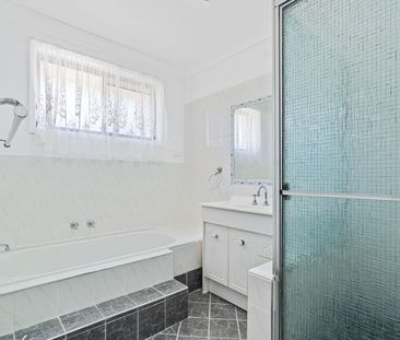 Warm & Welcoming Family Home in a Prime Ruse Location - Photo 4