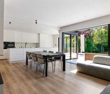 Gerenoveerde hob met 3slpks +3bdks + tuin - Foto 4