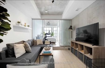 608 Richmond Street #811 - Photo 2