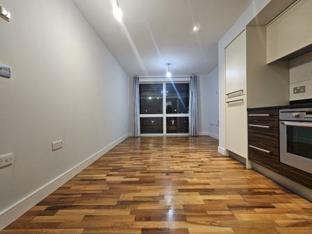 The Ashes, Birmingham - Photo 2