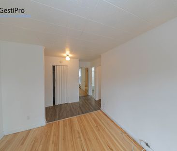 1370 Frontenac - Photo 3