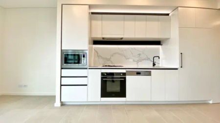 406/2C Wharf Road,Melrose Park,New South Wales 2114, Sydney - Photo 2