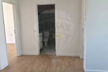 Apartment T2 in Carregado e Cadafais, Alenquer